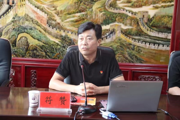 市政府國資委黨委委員、副主任符贊到隴運集團公司開展講授 黨紀學習教育專題 黨課暨“七一”慰問活動